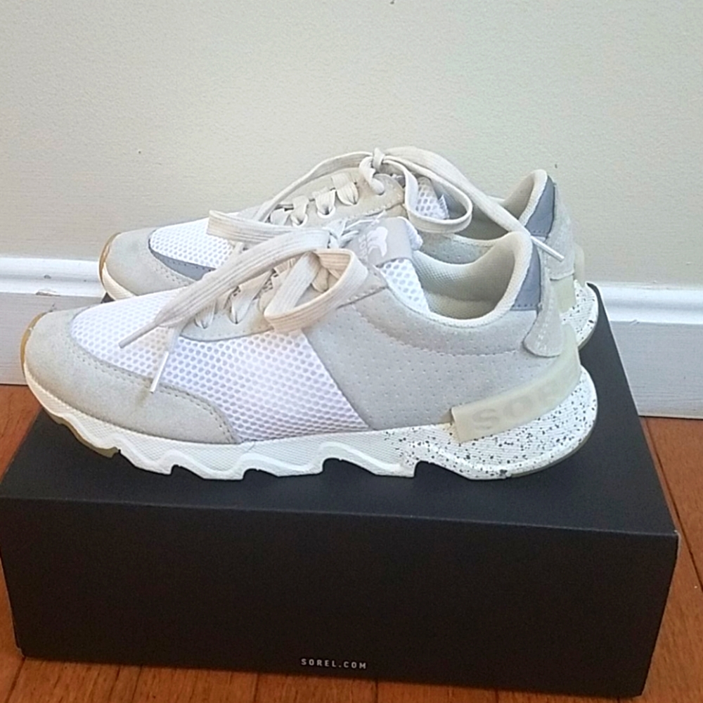 Women's Sorel Kinetic Lite Lace white sneakers